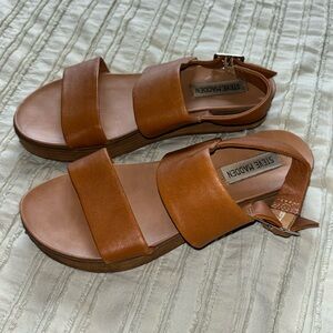 Steve Madden platform sandals